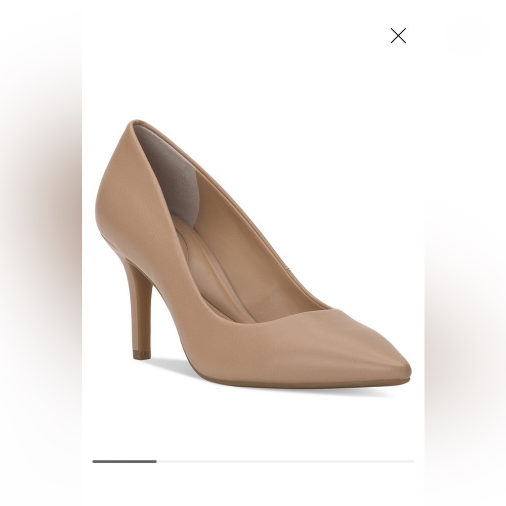 INC International Concepts Women's Zitah Pointed Toe Pumps,